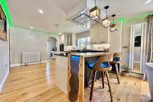 Kitchen/Dining/Family Room- click for photo gallery